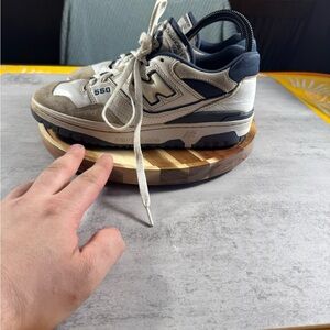 New Balance 550 Navy. Men’s 8/womens 9.5